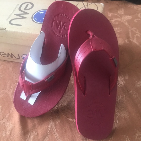 emu flip flop slippers